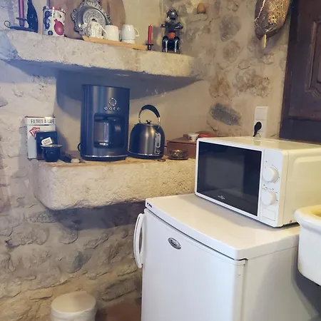 Chez Karine 住宿加早餐酒店